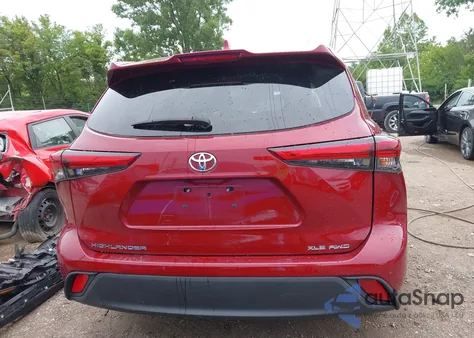 2021 Toyota Highlander Xle from USA, damaged, VIN 5TDHZRBH4MS098484